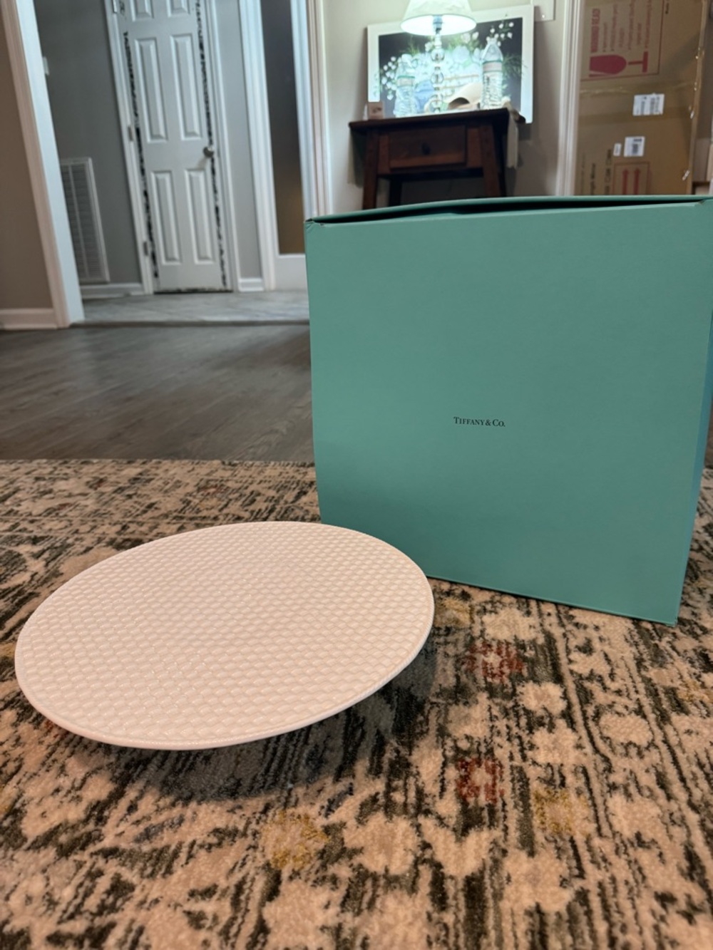 Tiffany Weave White Woven Decorative Cake Stand 12 in w/ Tiffany & Co Blue Box
